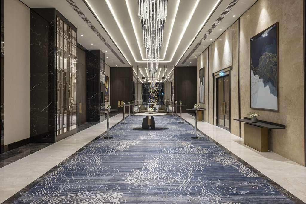 فندق Doubletree By Hilton سانليورفا المرافق الصورة