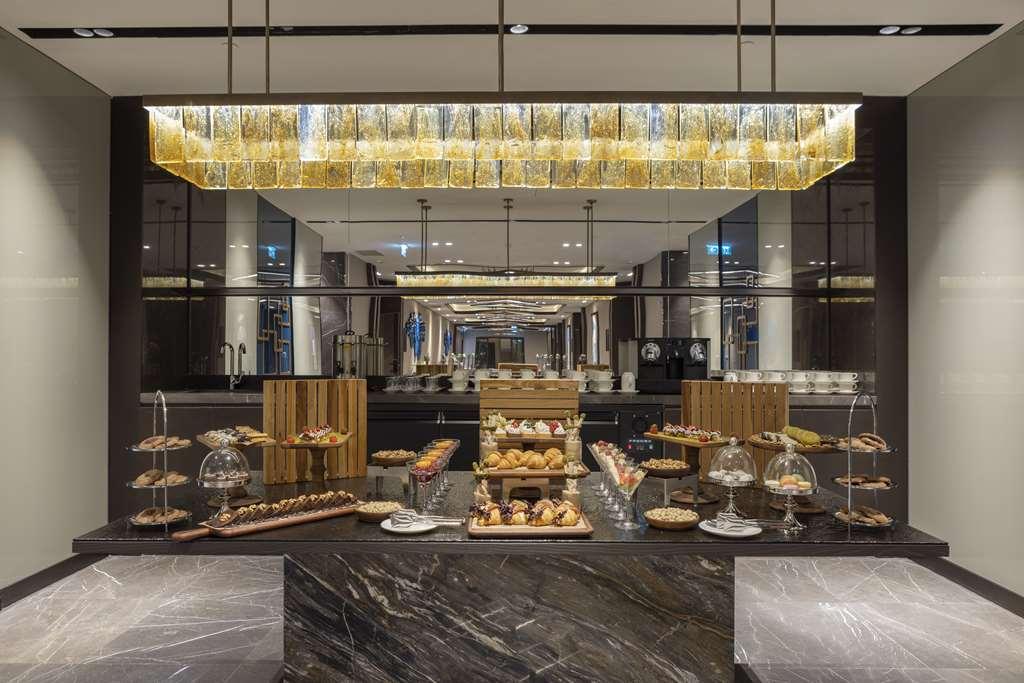 فندق Doubletree By Hilton سانليورفا المرافق الصورة