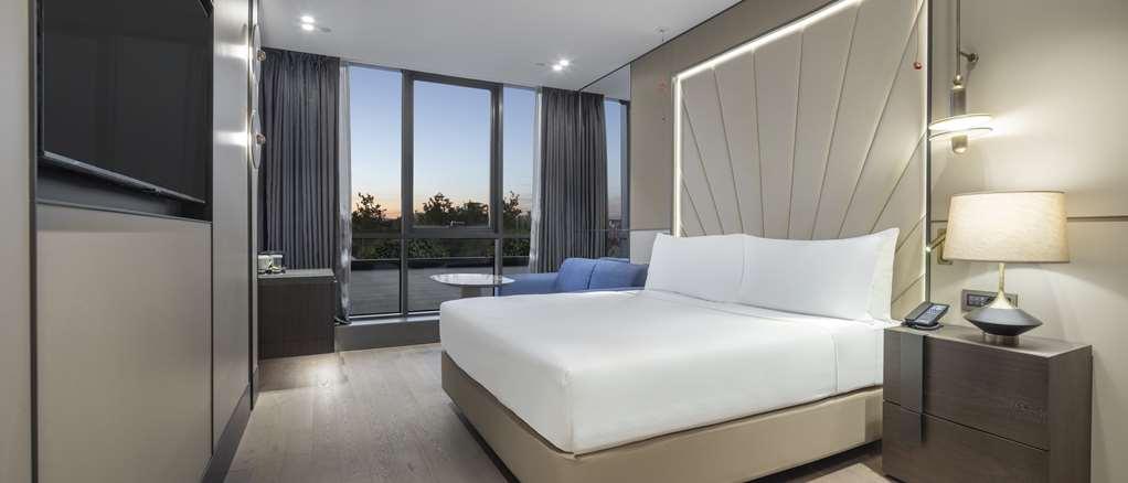 فندق Doubletree By Hilton سانليورفا الغرفة الصورة