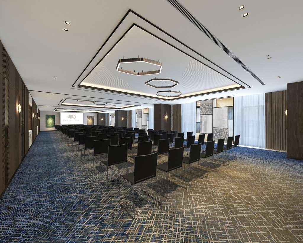 فندق Doubletree By Hilton سانليورفا المرافق الصورة